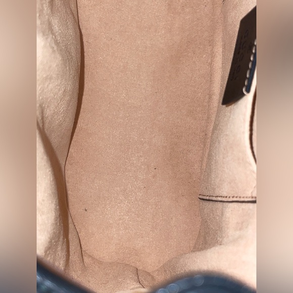 GUCCI Calfskin Matelasse GG Marmont Flap Backpack Black - Picture 6 of 11